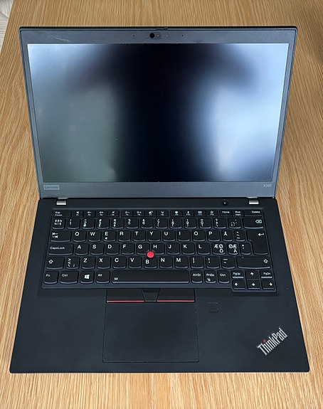 Lenovo X395, erittäin hyvä kuntoinen