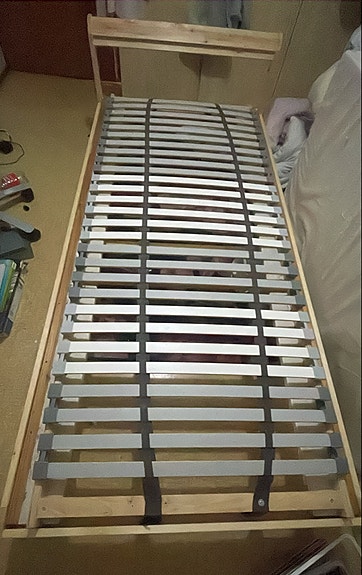 IKEA Neiden Sängyn runko 90x200 + LÖNSET säleikkö 90x200