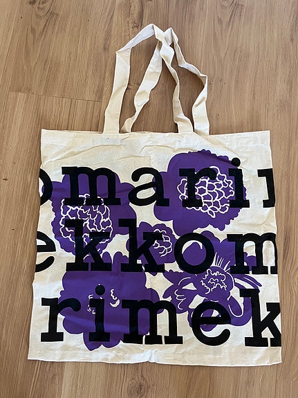Marimekko violetti kukka kangaskassi