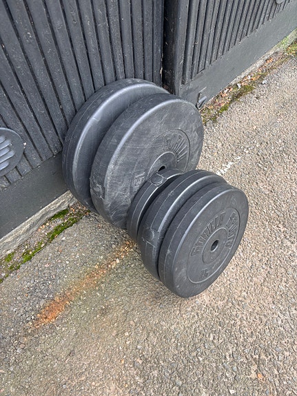 Penkki ja 60 kg painoja
