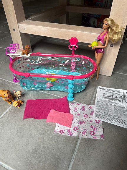 Barbie koirien uima-allas-setti