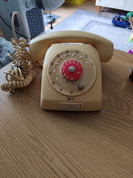 Retro puhelin