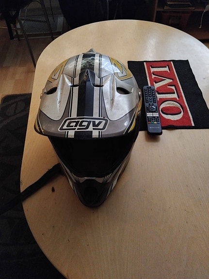 AGV kypärä