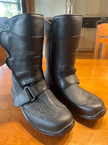 Daytona Nahkaiset Gore-Tex ajosaappaat koko 40-41