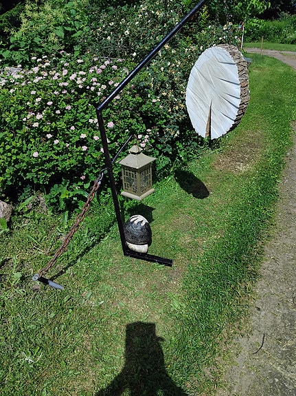 Pihatien tervetuloa kyltti