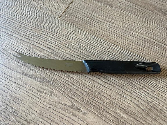 Fiskars juustoveitsi