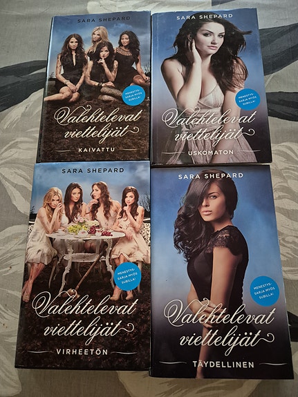 Sara Shepard Valehtelevat viettelijät -kirjat 4 kpl