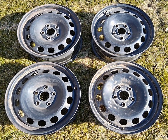 Volkswagen peltivanteet 16 tuumaa 4kpl