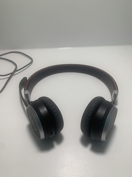 Jabra evolve 65 + lataustelakka