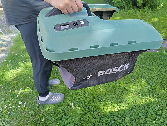 Bosch ruohonleikkurin keruusäiliö