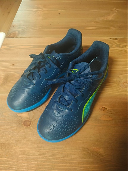 Futsal-kengät koko 35