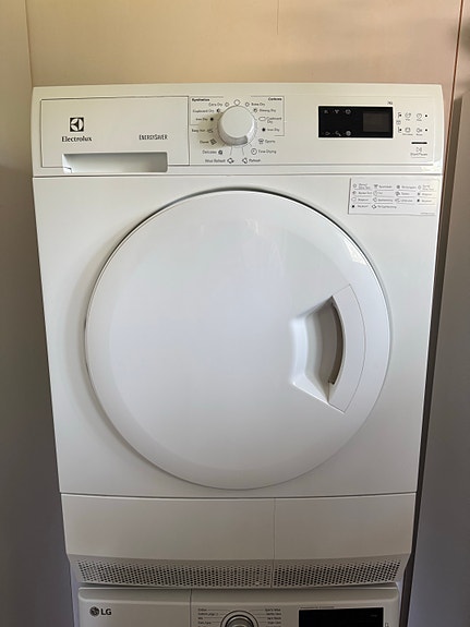 Electrolux kondensoiva kuivausrumpu valkoinen