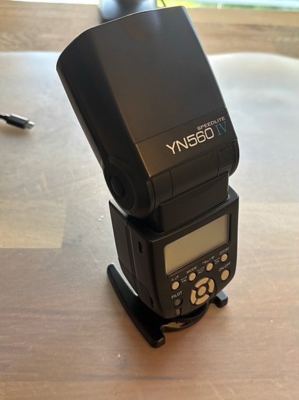 Yongnuo Speedlite YN560 IV salama