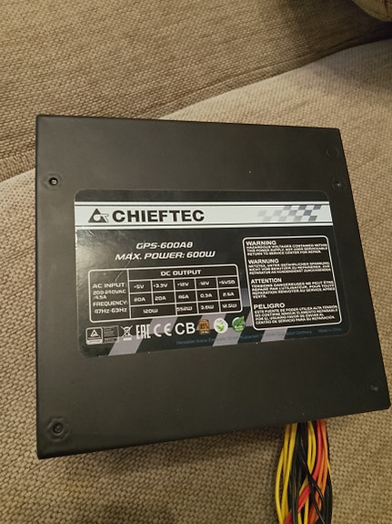 Chieftec 600w smart series virtalähde