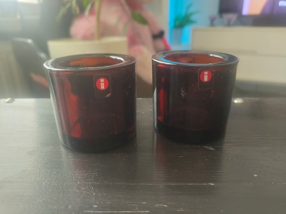 Iittala Kivi tuikkukipot punainen