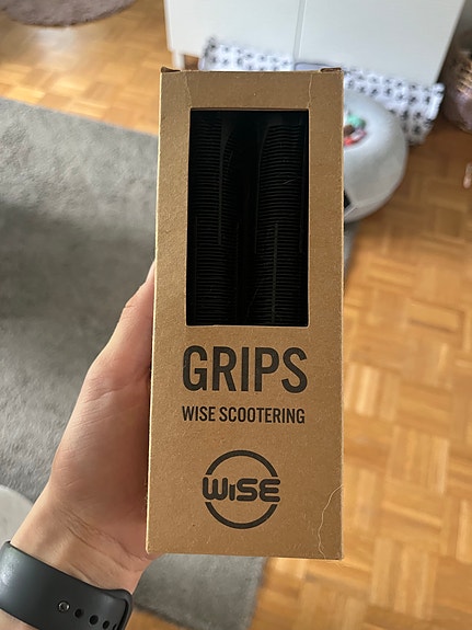 Product image 8 of 9