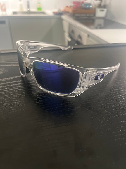 Oakley Aurinkolasit