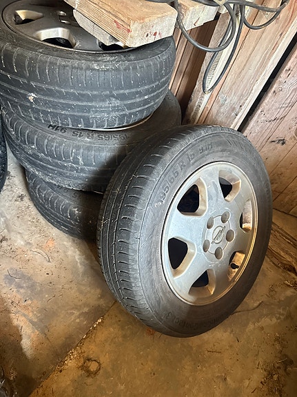 Opel alumiinivanteet kesärenkailla