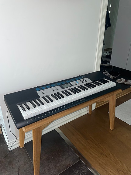 Casio LK-136 Kosketinsoitin
