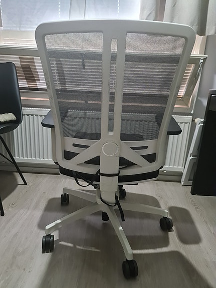 Toimistotuoli/Office Chair