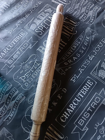 Pyökki puusta tehty kaulin