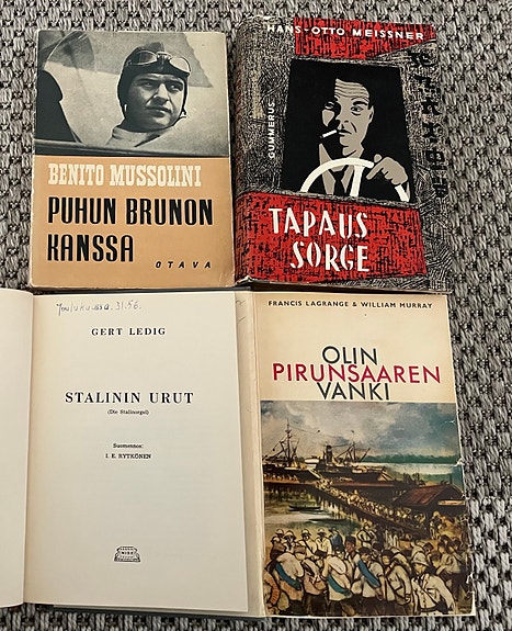 Mussolini, Sorge, Stalinin urut, Olin Pirunsaaren vanki