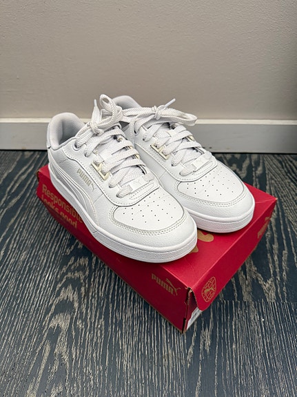 Puma kengät