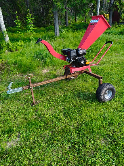 Vuokrataan oksasilppuri