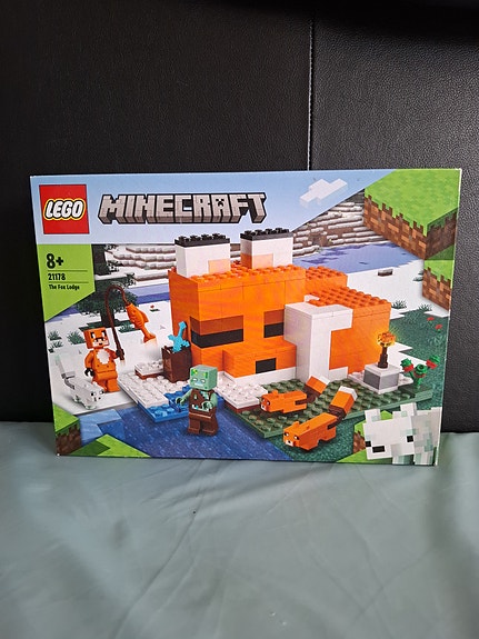 LEGO Minecraft Kettu-talo rakennussarja