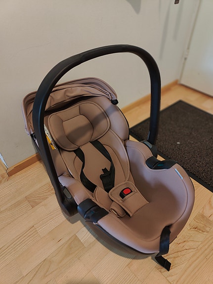 Britax Baby Safe Pro Turvakaukalo