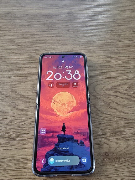 Samsung Galaxy Z flip7 FE  256Gb valkoinen kännykkä