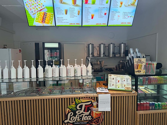 Valmis Bubble Tea -kahvila Helsingin keskustassa