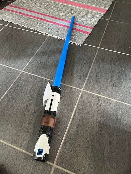 Star Wars sininen valomiekka lelu