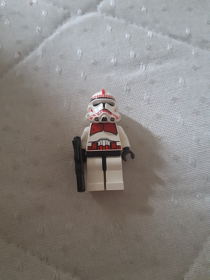 LEGO Star Wars - Clone Shock Trooper minifiguuri + ase