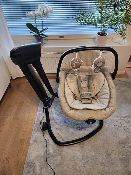 Joie Serina 2-in-1 sitteri