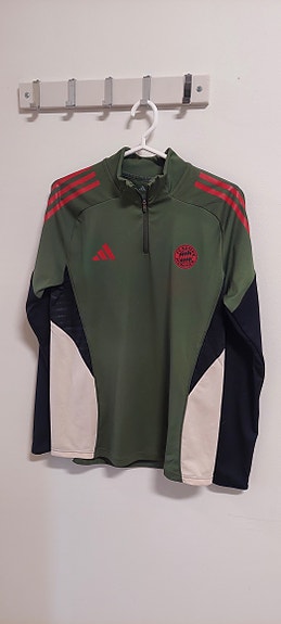 Adidas juoksupaita