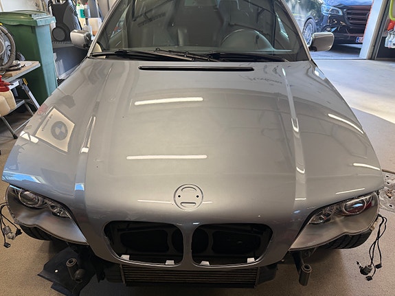 BMW E46 prefacelift touring konepelti