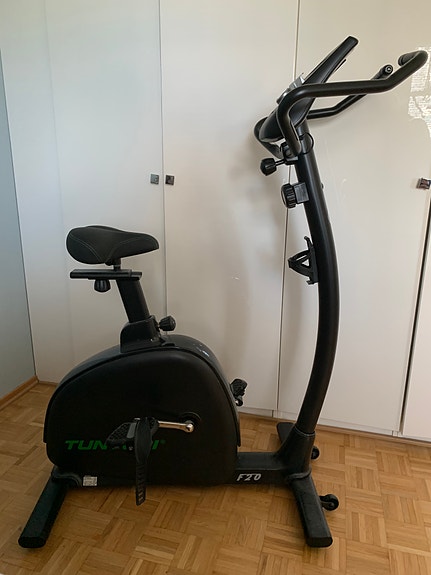 Myydään Tunturi F20 kuntopyörä