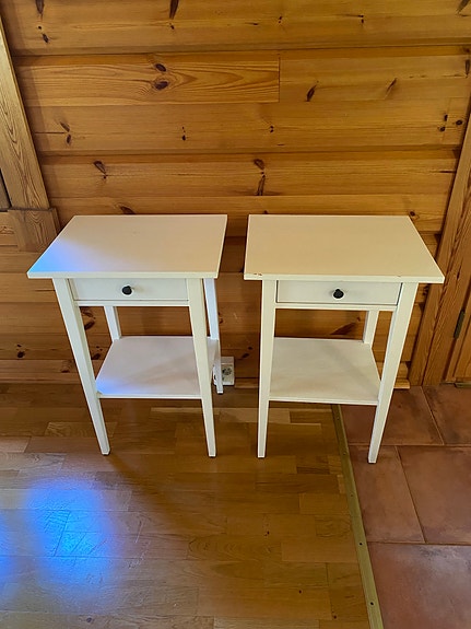IKEA Hemnes yöpöydät / sivupöydät 2kpl