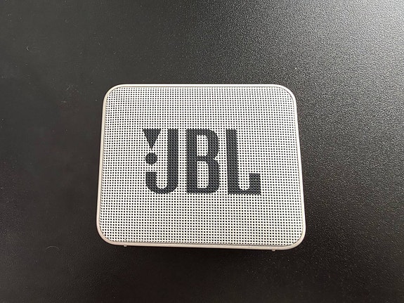 JBL Bluetooth-kaiutin harmaa