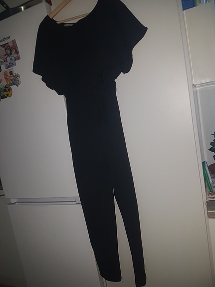 Musta naisten jumpsuit S/M