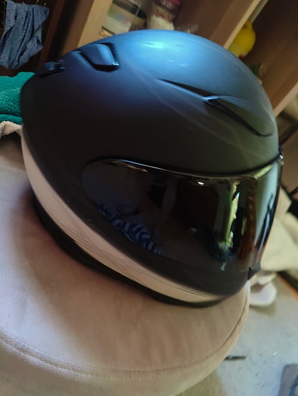 Shoei moottoripyöräkypärä musta-valkoinen kokoa s 55-56