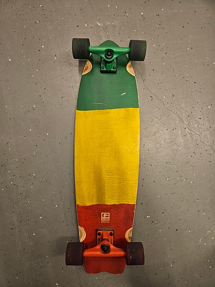 Globe cruiser
