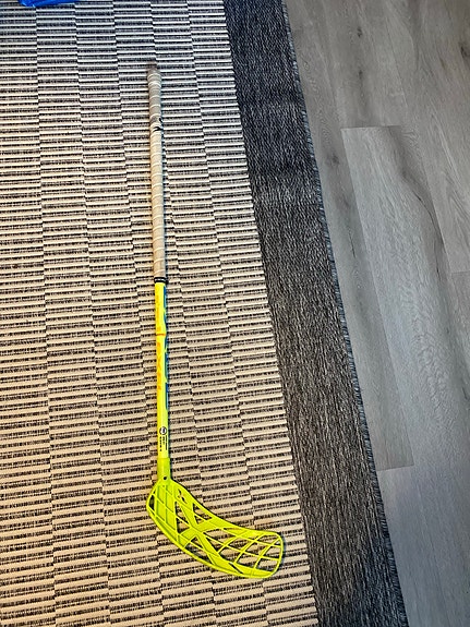 Exel salibandymaila keltainen