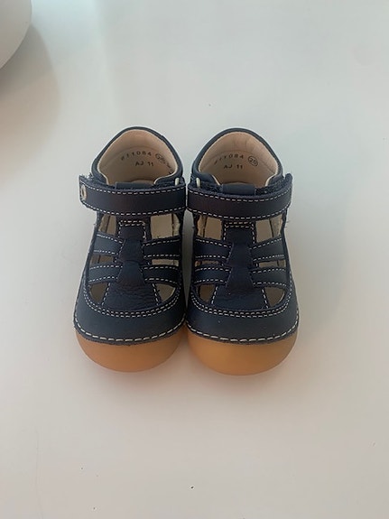 Sandaalit, Kickers