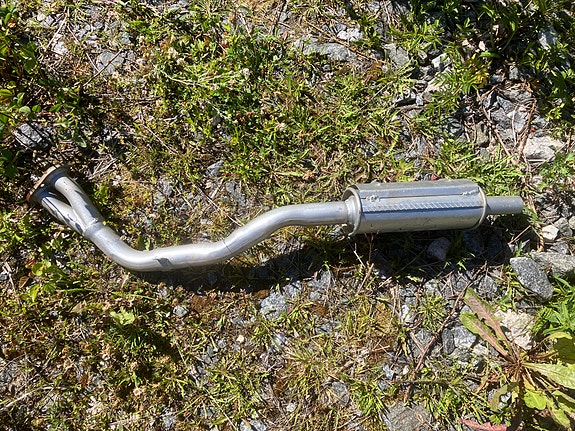 Datsun/Nissan Vanette C120 2.0D Etuputki 79-86