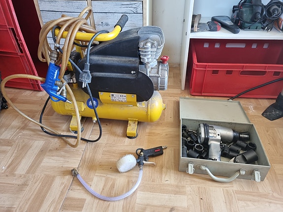 Schneider Master Typ 200-8 Kompressor ja paljon lisävarusteita