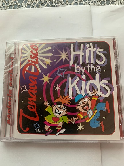 TENAVA DISCO Hits by The kids cd.  Poptorin parhaat