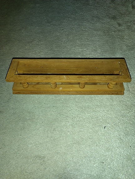 Teak mauste hylly