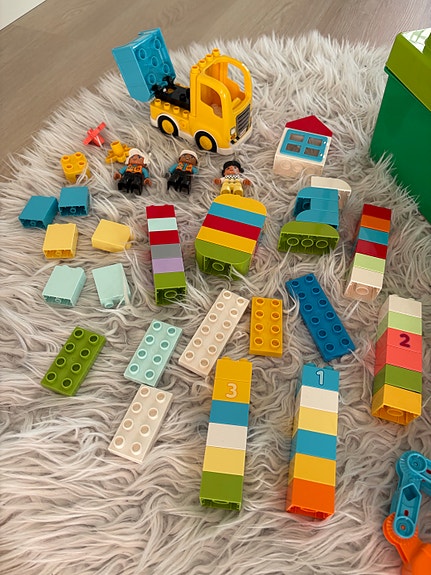 LEGO DUPLO City kuorma-auto ja kaivinkone -palikat